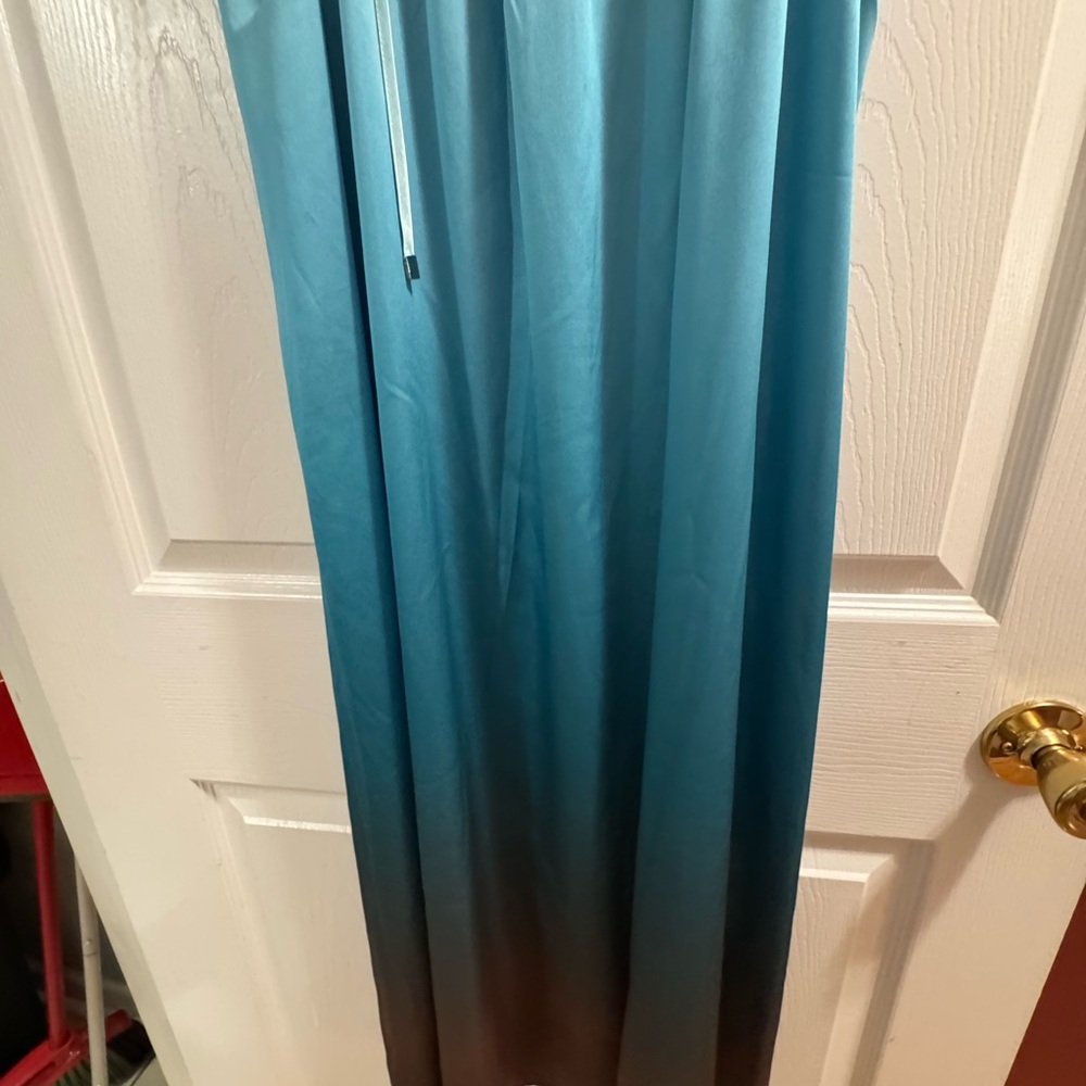 WHBM Elegant Blue Ombre Maxi Dress - Picture 3 of 6